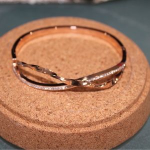 Gold plated bangle